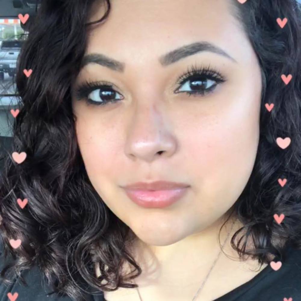 Meet your Posher, Raquel